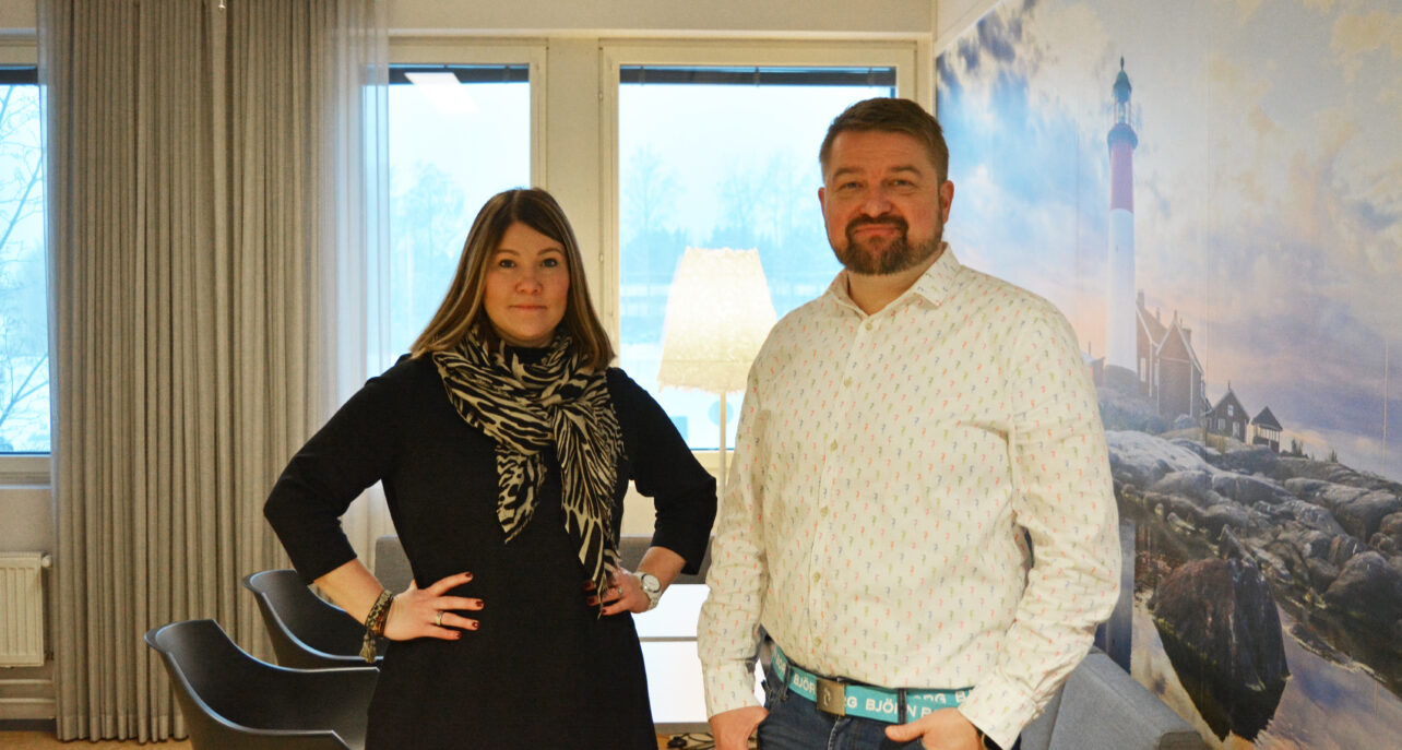 Anna-Kaisa Valkama ja Petteri Saarinen